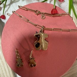 Firm price Tous authentic Gold rose set Bear Pendant Necklace and Earring Set